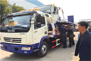 靖安汽车道路救援拖车价格